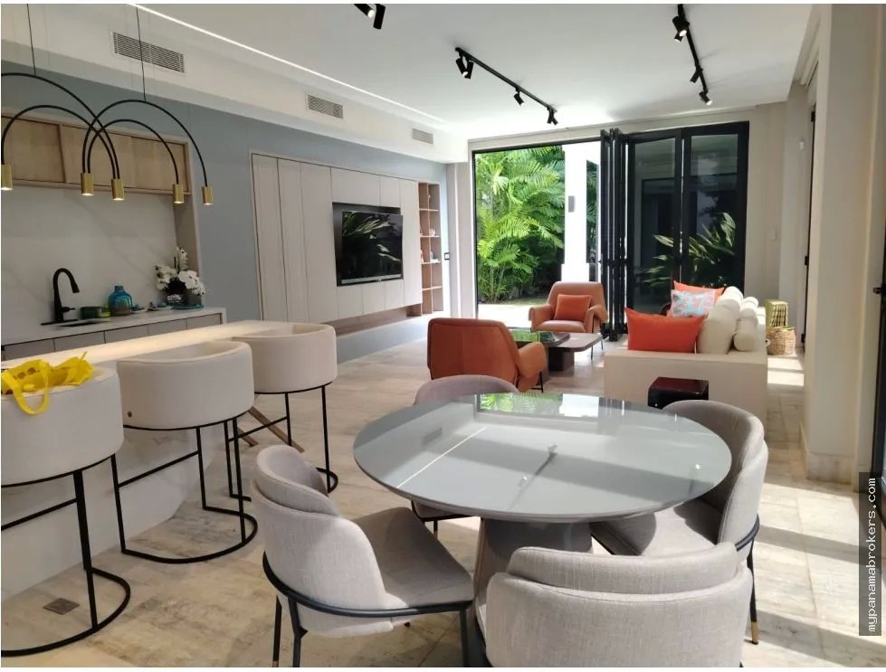 Venta de casa en buenaventura, río hato