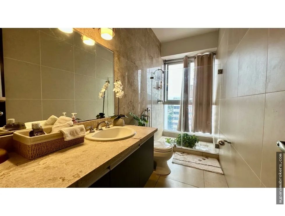 Se vende apartamento en ph rivage, avenida balboa