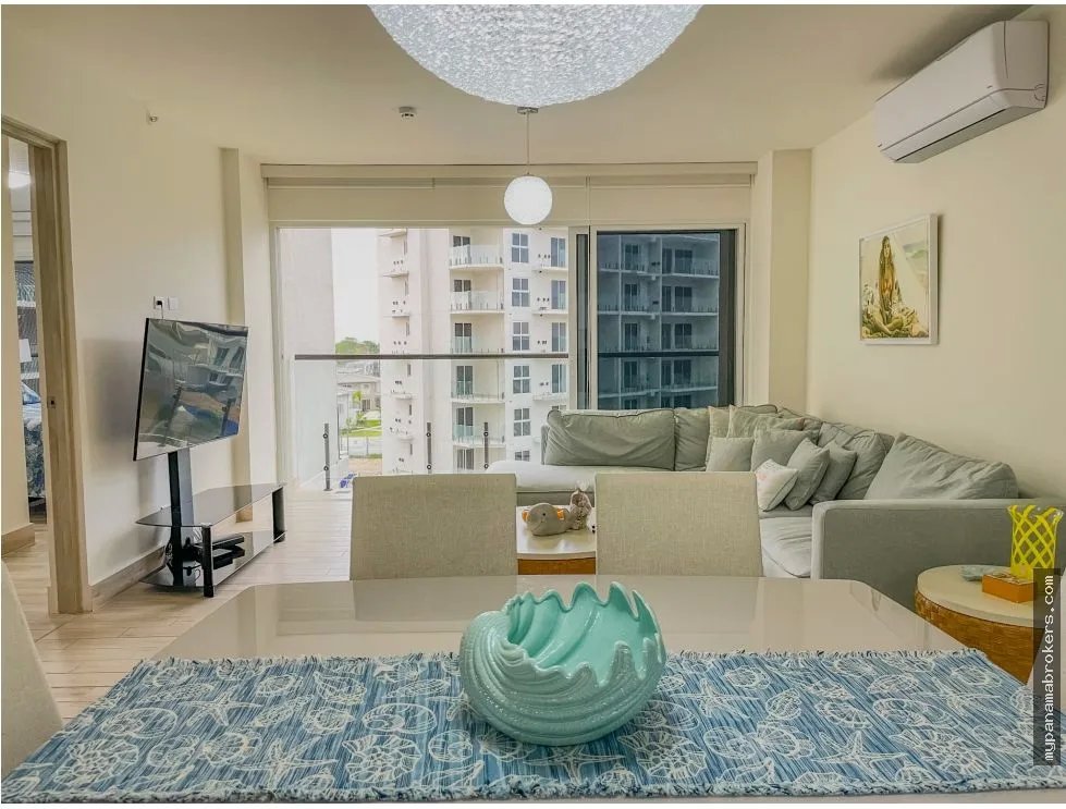 Se vende apartamento en ph playa caracol, punta chame