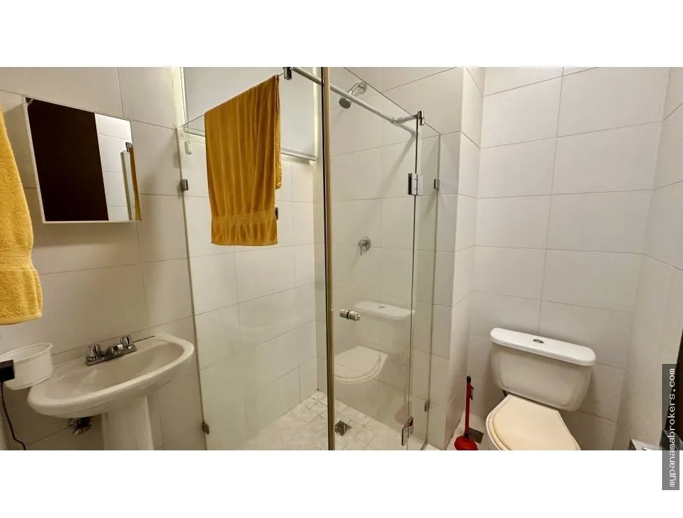 Se vende apartamento en costa del este, panamá