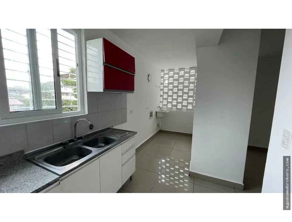 Se vende edificio en río abajo, ciudad de panamá