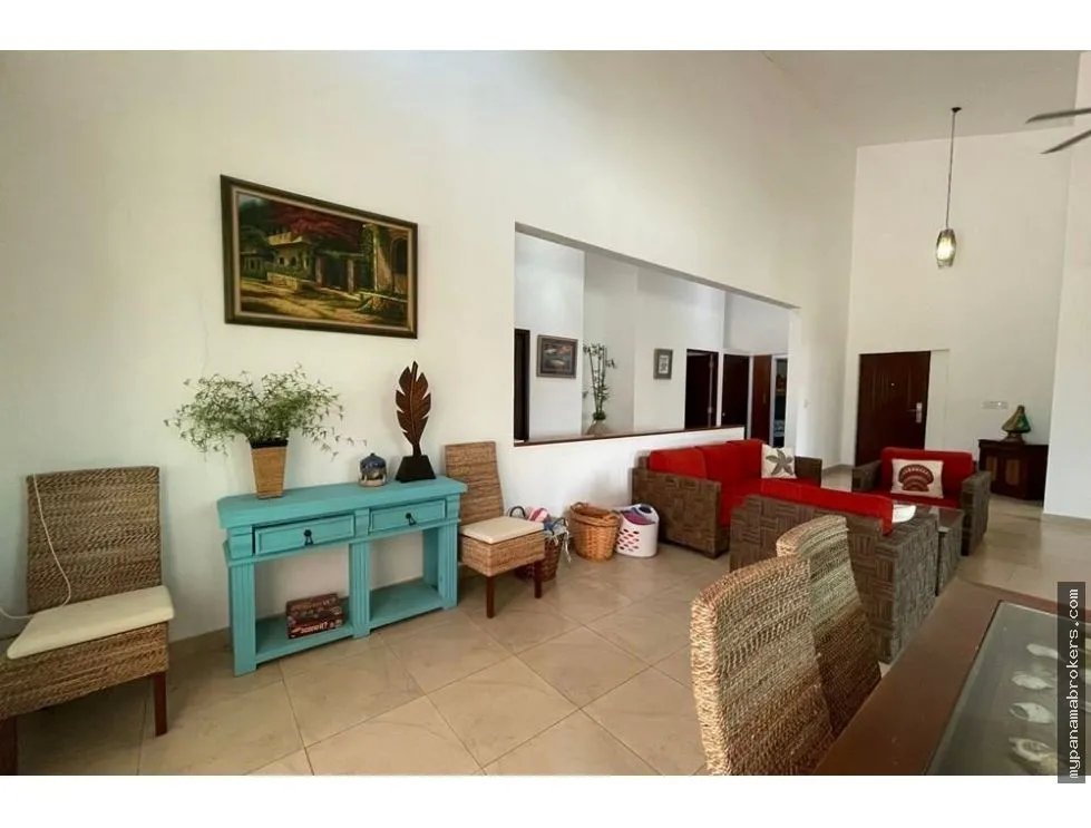 Se vende casa en punta barco village, san carlos
