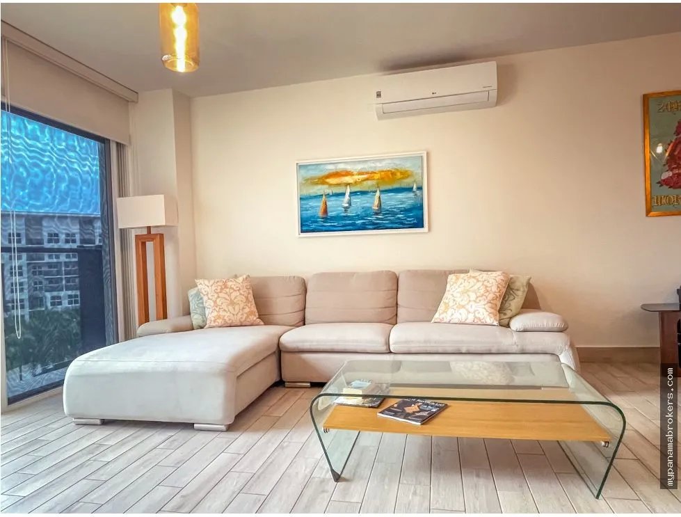 Se vende apartamento en playa caracol, chame