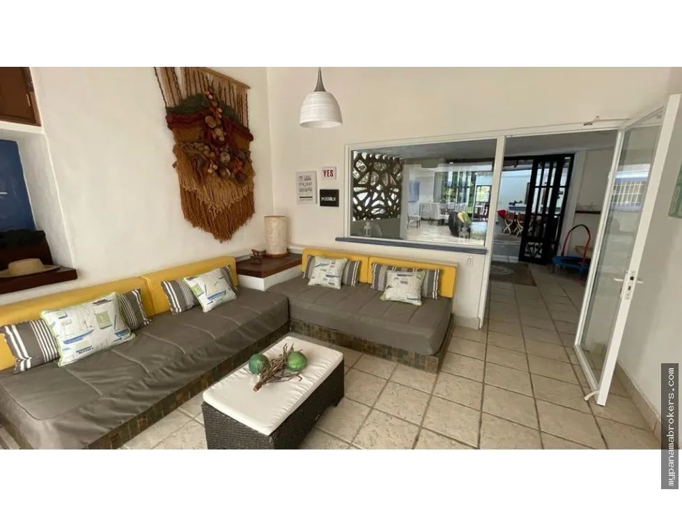 Se vende casa en punta barco, san carlos