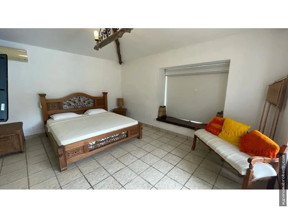 Se vende casa en punta barco, san carlos