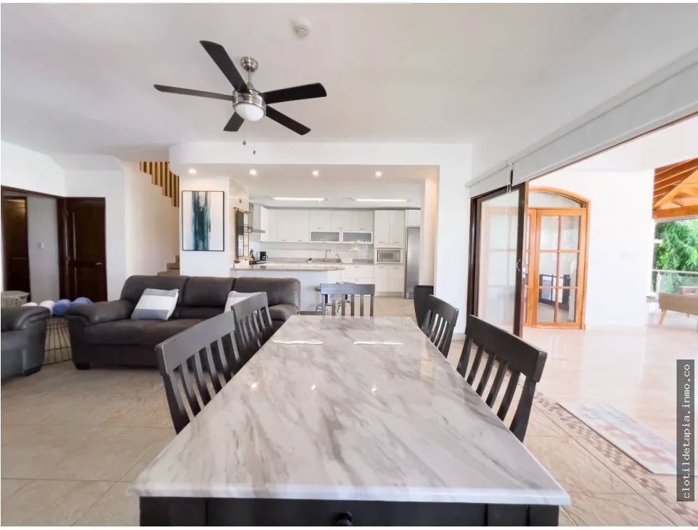 Se vende dúplex frente al mar en playa blanca, río hato