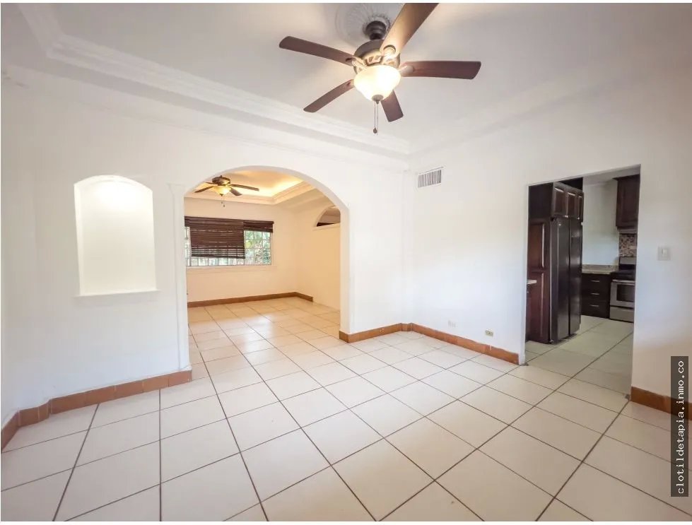 Venta de casa vacia en clayton, ancón