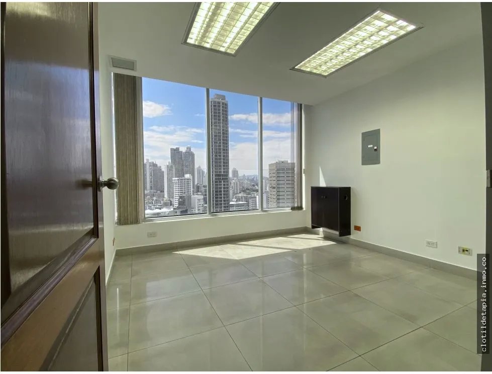 Se venden oficinas en obarrio, bella vista