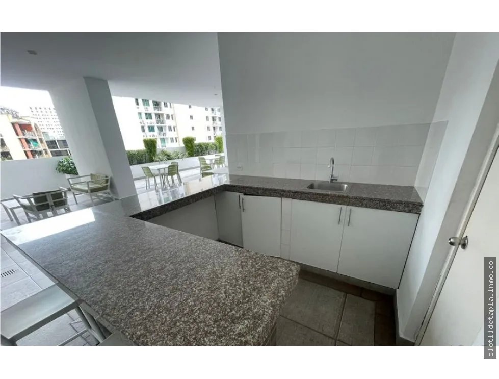 Venta de apartamento en el cangrejo, bella vista