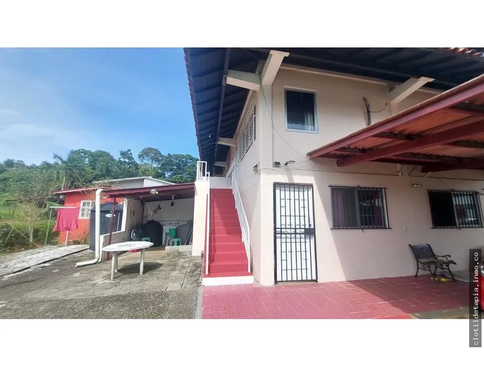 Venta de casa en el espinar, colón