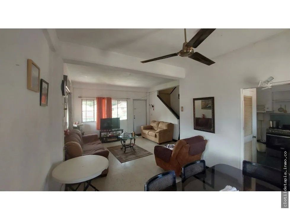 Venta de casa en el espinar, colón