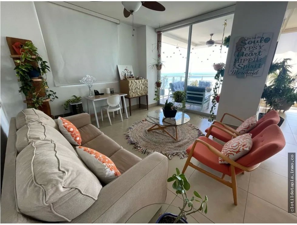 Venta de apartamento en riomar, san carlos