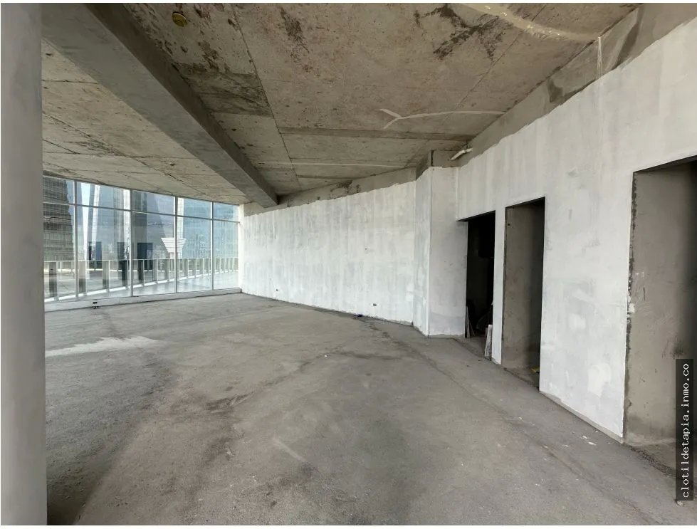 Se vende oficina en calle 50, bella vista
