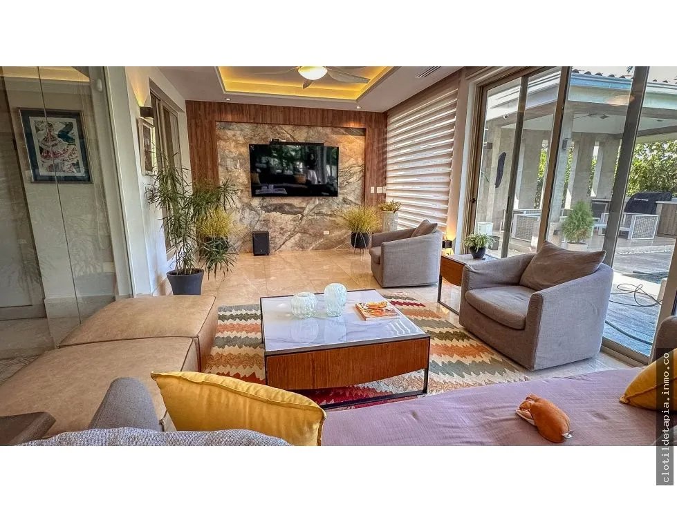 Se vende casa en fairway estates, santa maría