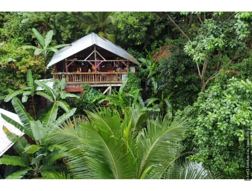 Se vende negocio en bastimentos, bocas del toro