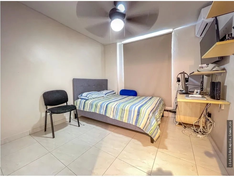 Se vende apartamento en ph mcgregor hill, condado del rey