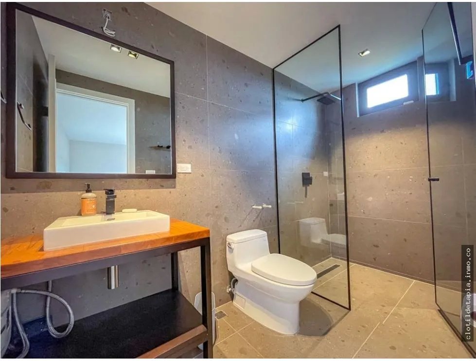 Se vende penthouse en punta caelo, san carlos