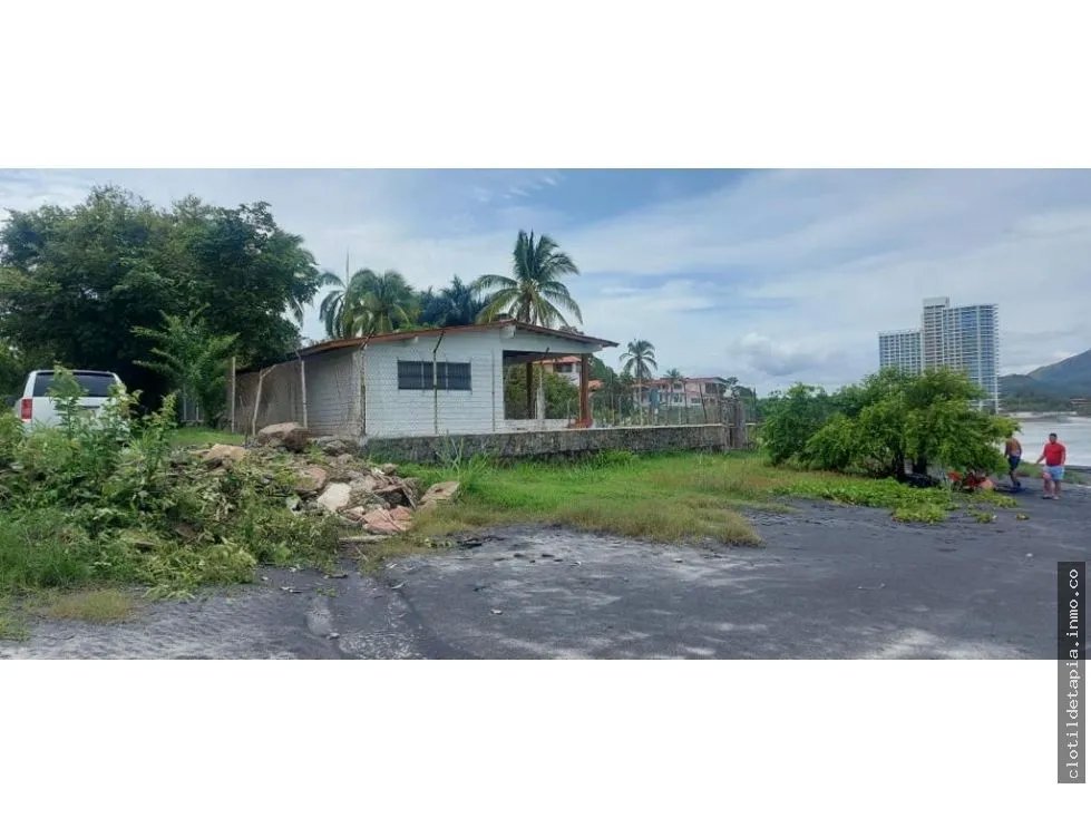 Se vende terreno frente al mar en nueva gorgona, chame