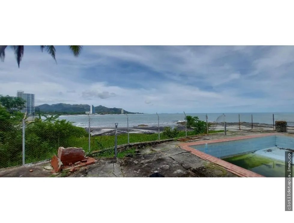 Se vende terreno frente al mar en nueva gorgona, chame