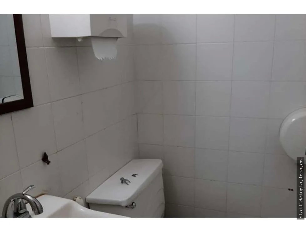 Se vende y alquila oficina en calle 50, ciudad de panamá