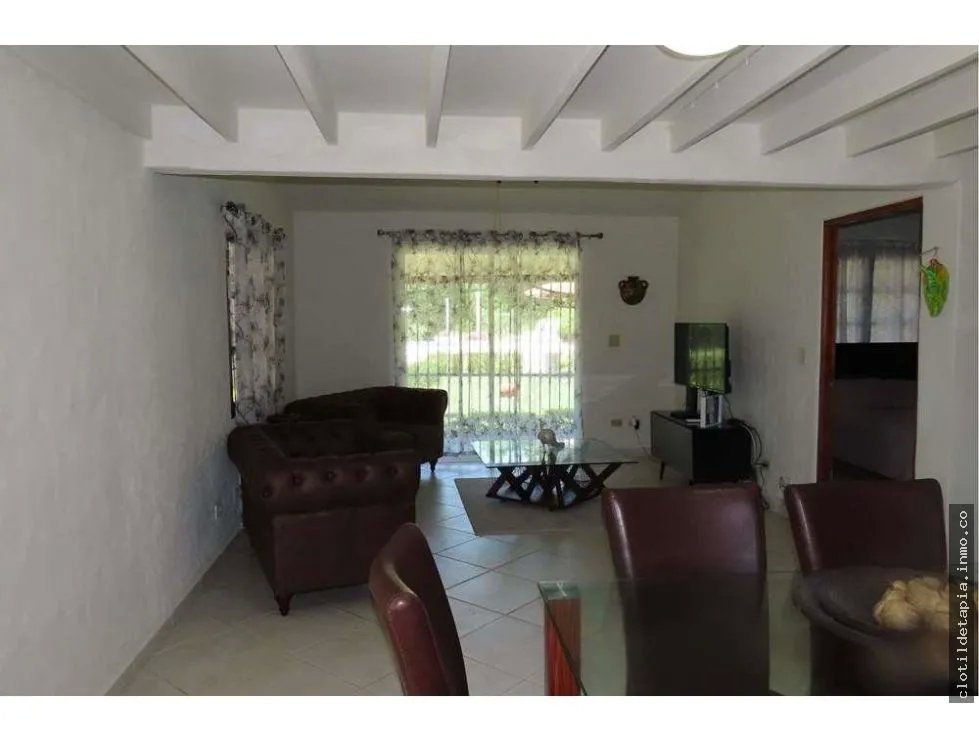 Casa con vista al mar, playa malibú, nueva gorgona