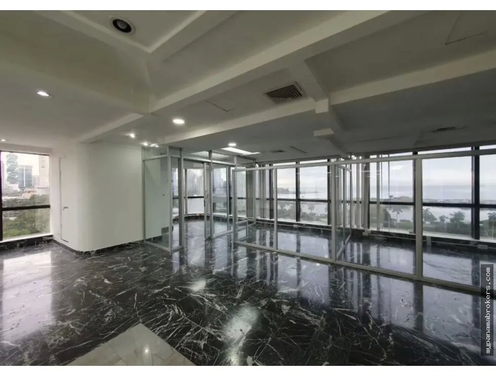 Oficina en venta en avenida balboa