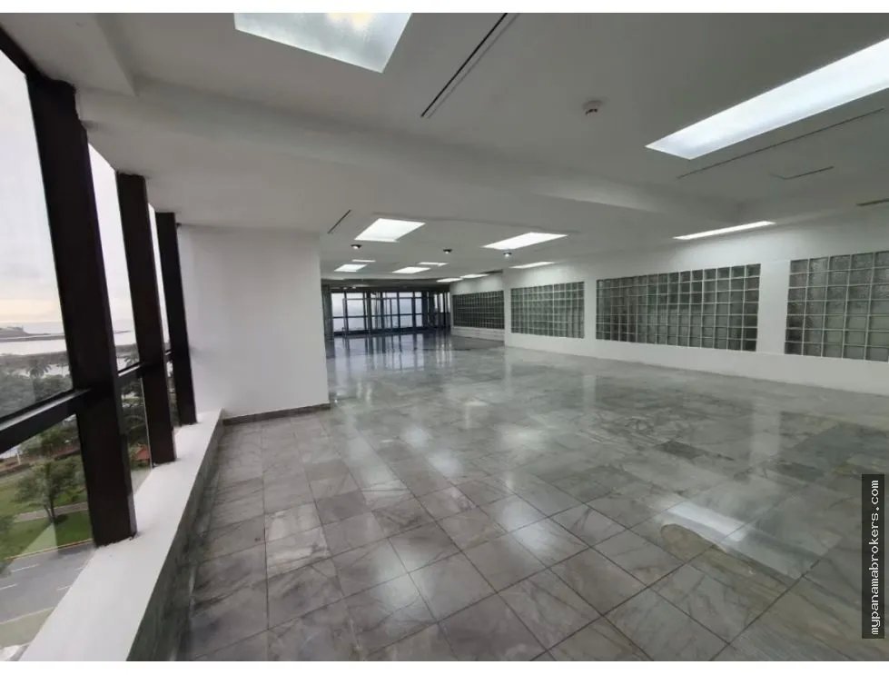Oficina en venta en avenida balboa