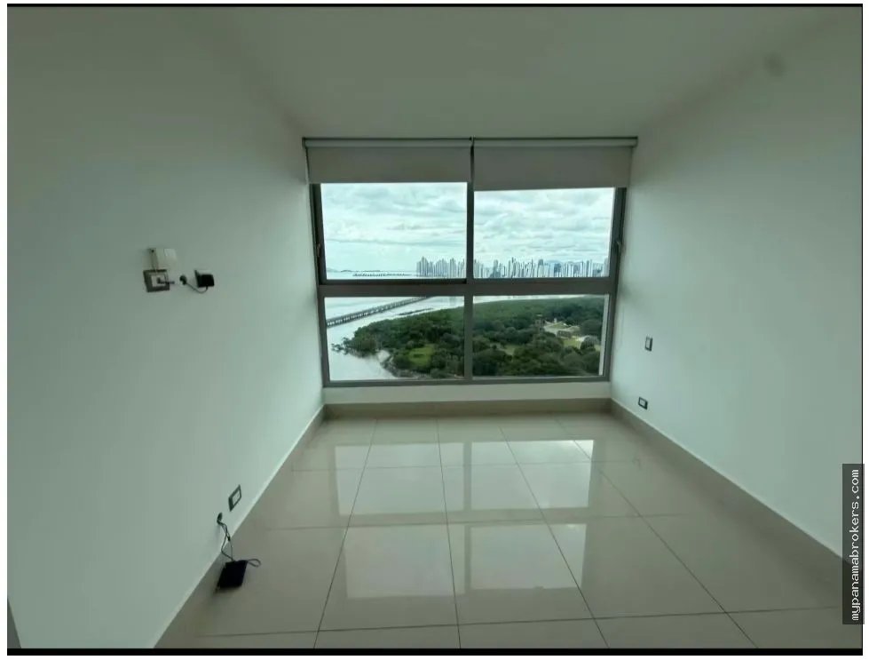Alquiler de apartamento amoblado en costa del este, juan díaz