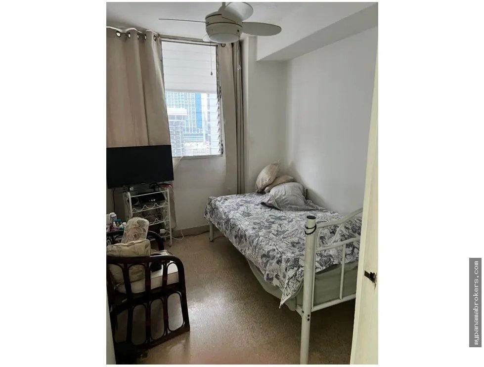 Venta de apartamento vacío ph ana gloria, punta paitilla