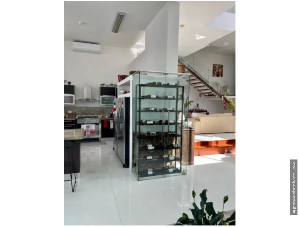 Alquiler de casa amoblado en altos de golf, san francisco, panamá