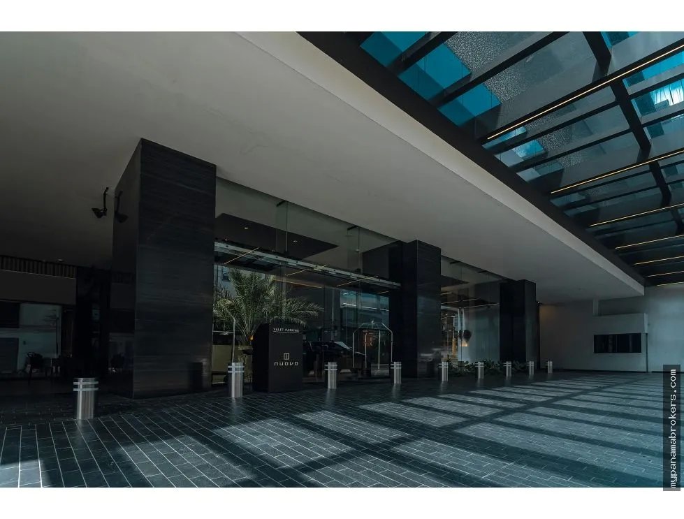 Alquiler de local comercial para restaurante en edificio armani