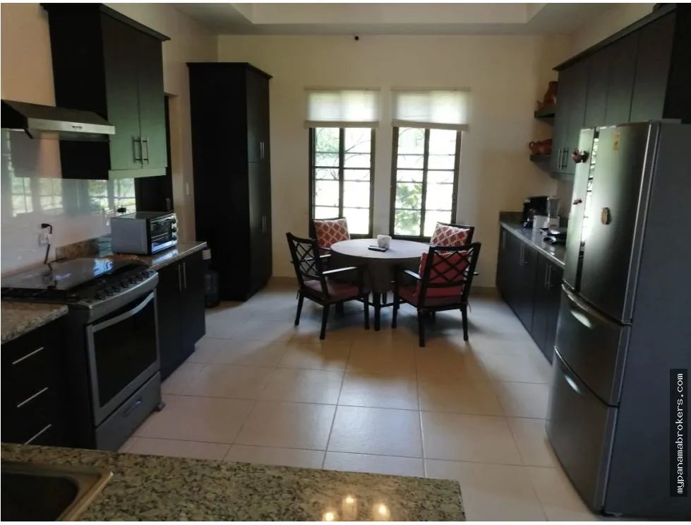 Venta de casa en hacienda pacifica, san carlos, panamá