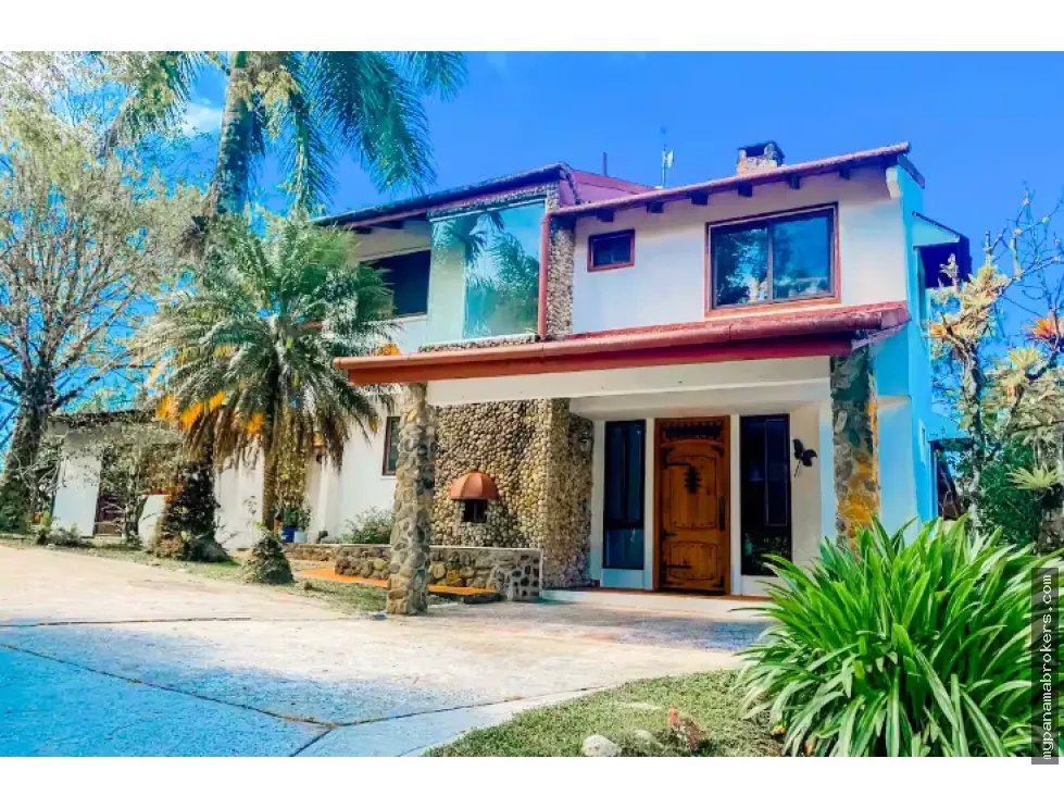 Alquiler de casa amoblada en altos de cerro azul, panamá