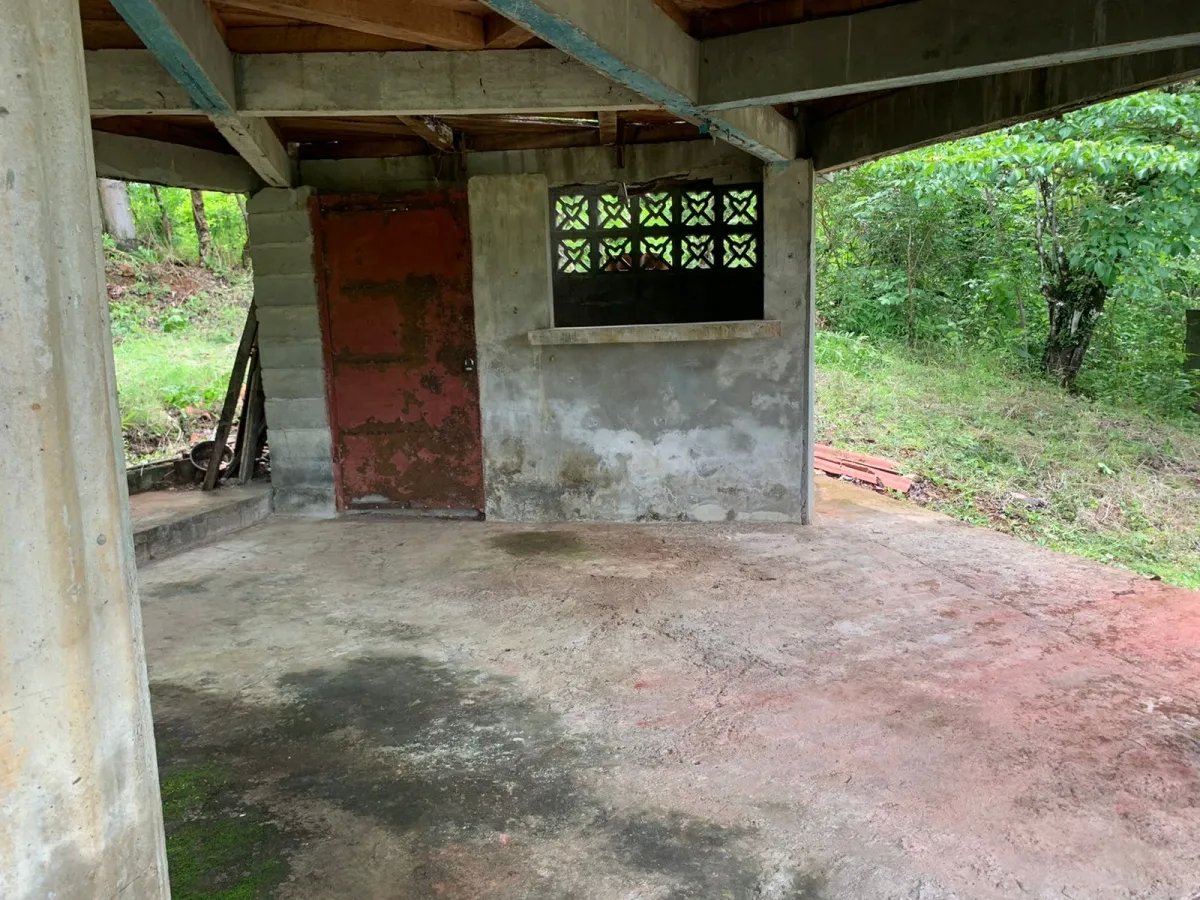 Lote de Casa en Venta en Santa Catalina