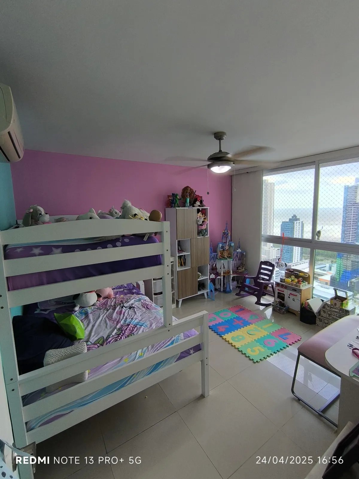 Venta de Casa en Cardenas Village, Ancón, Panamá