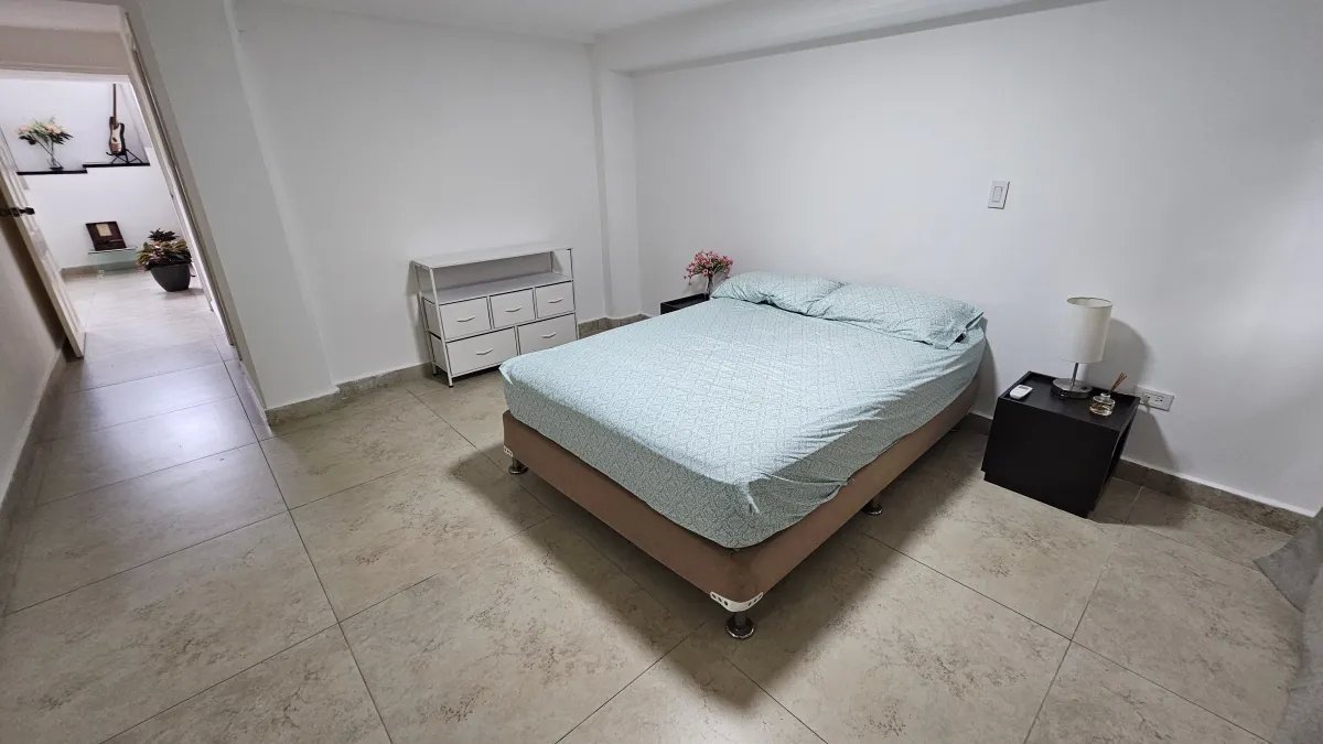 ALQUILER DE APARTAMENTO EN BELLA VISTA