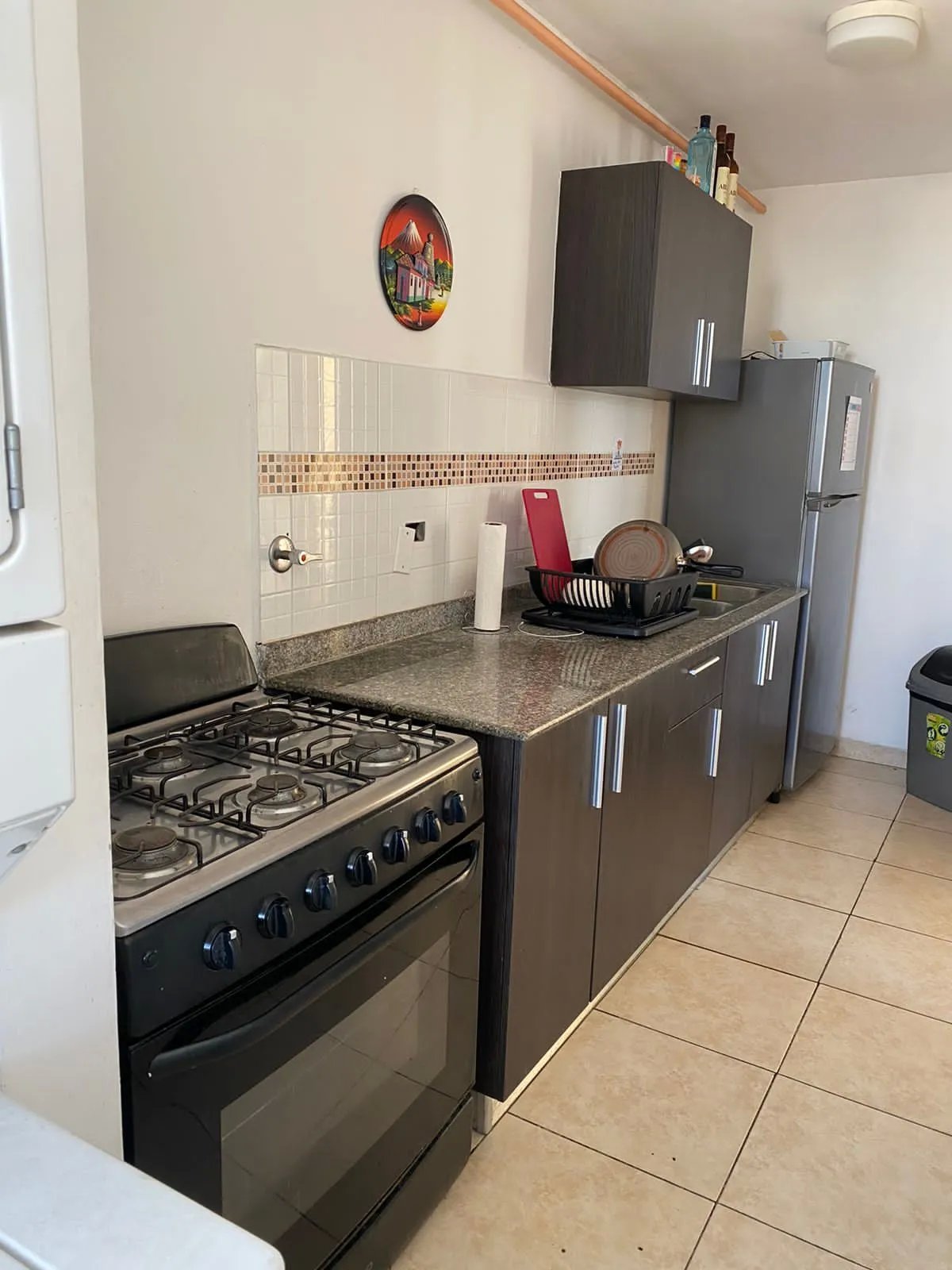 Venta de Casa con terreno - en El Carmen POR DEBAJO DEL AVALUO