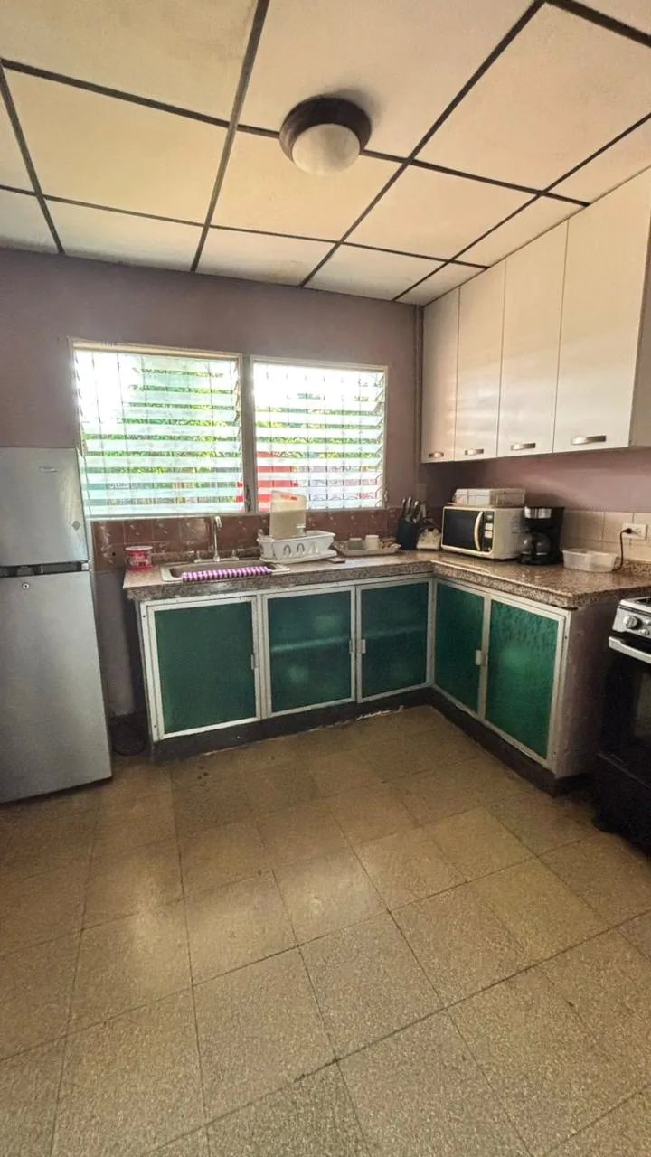 Se Alquila Residencia espaciosa en Urbanización La Feria Chiriquí