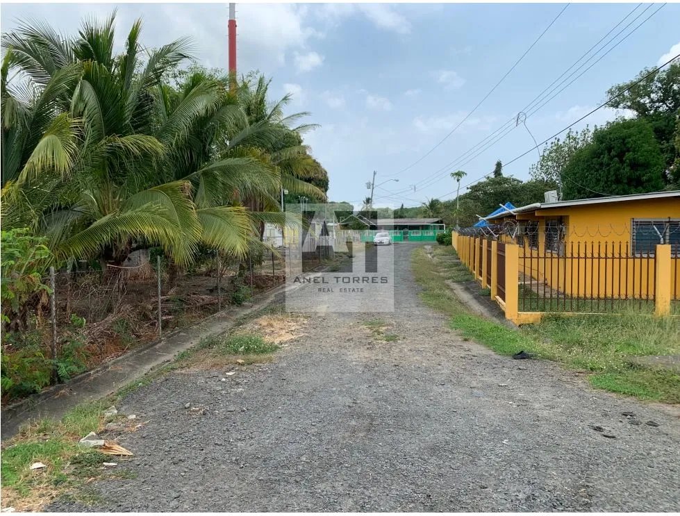 Se Vende Terreno en Victoriano Lorenzo Bejuco.