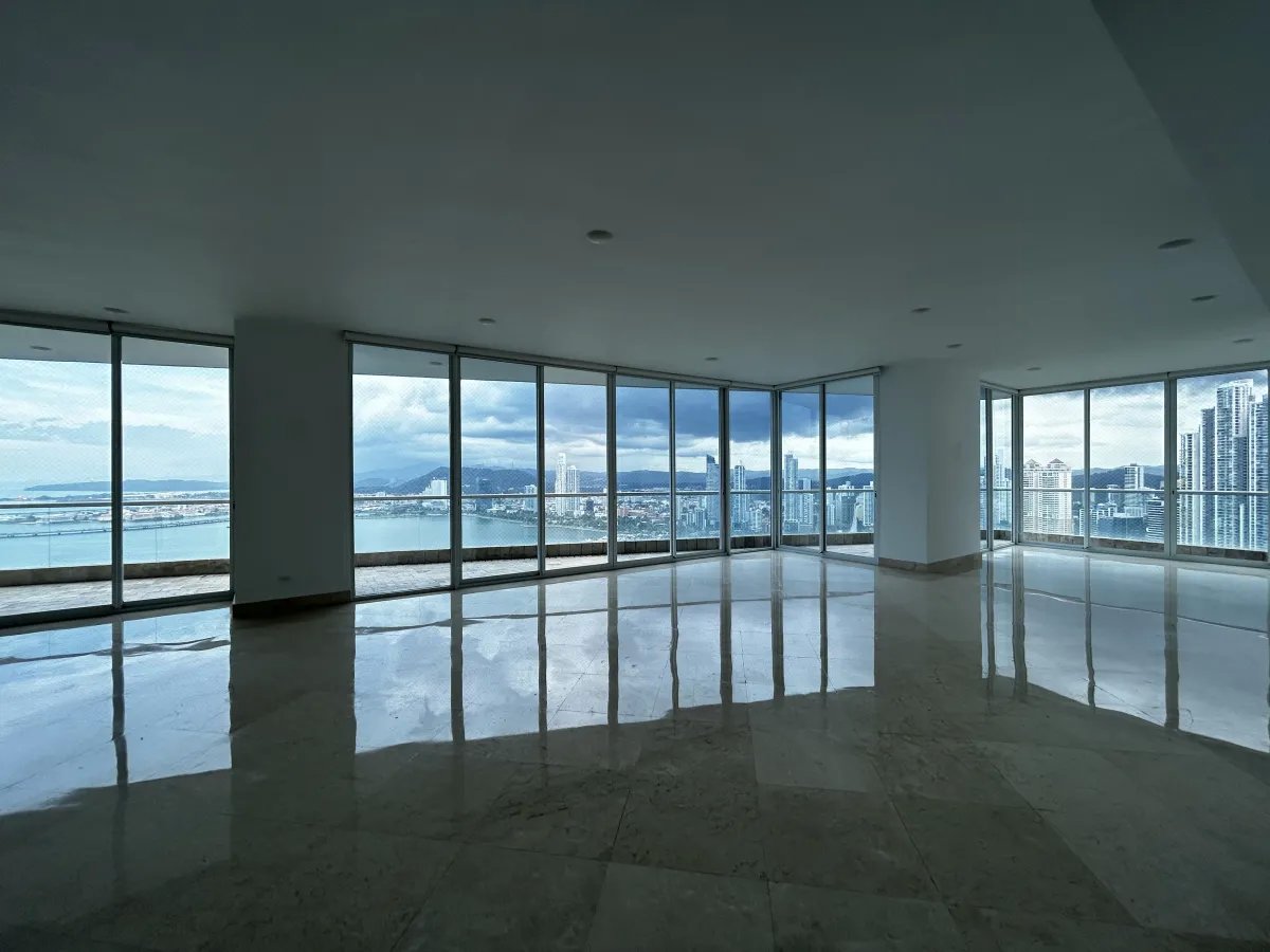 ALQUILER DE APARTAMENTO LINEA BLANCA, EN PH THE POINT, PUNTA PAITILLA