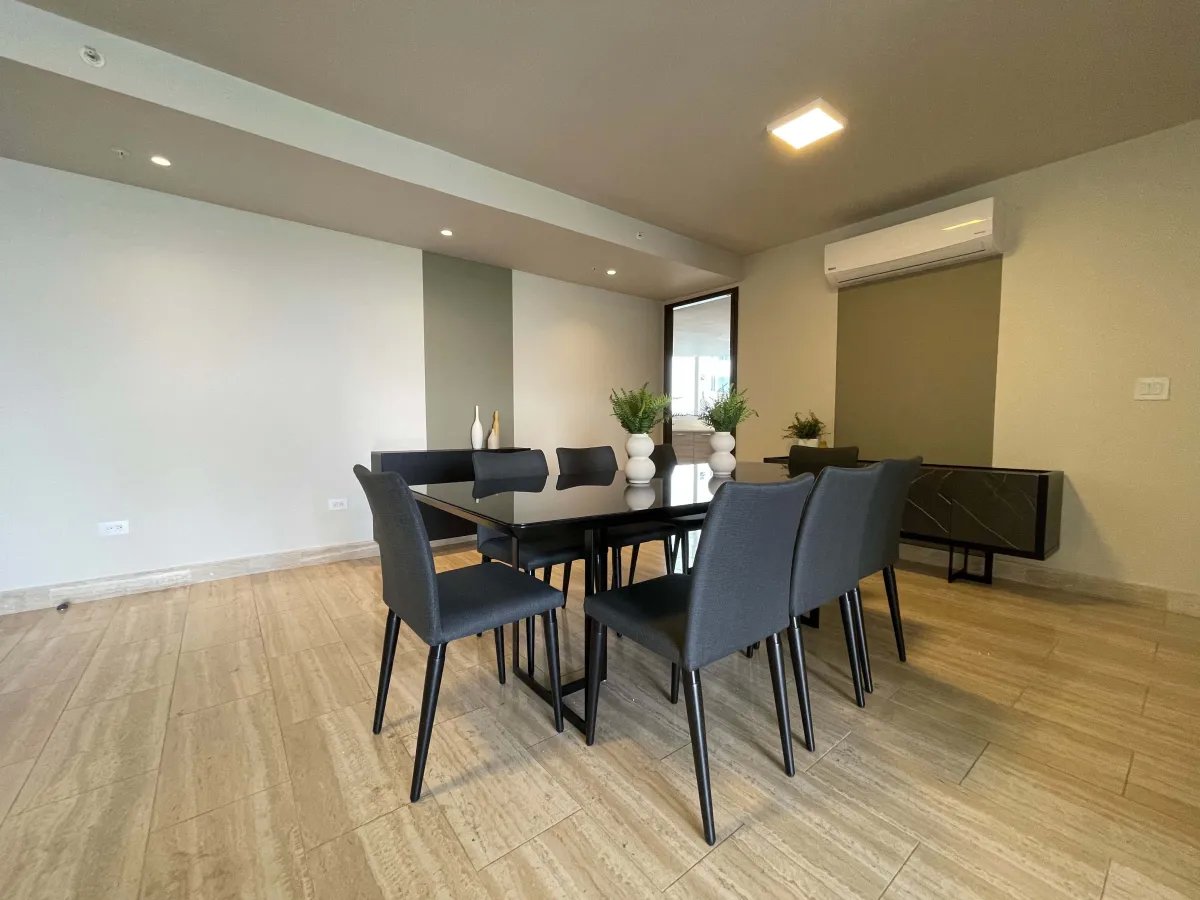 Espectacular Apartamento de 202m² Amoblado en PH The Regent, Costa del Este