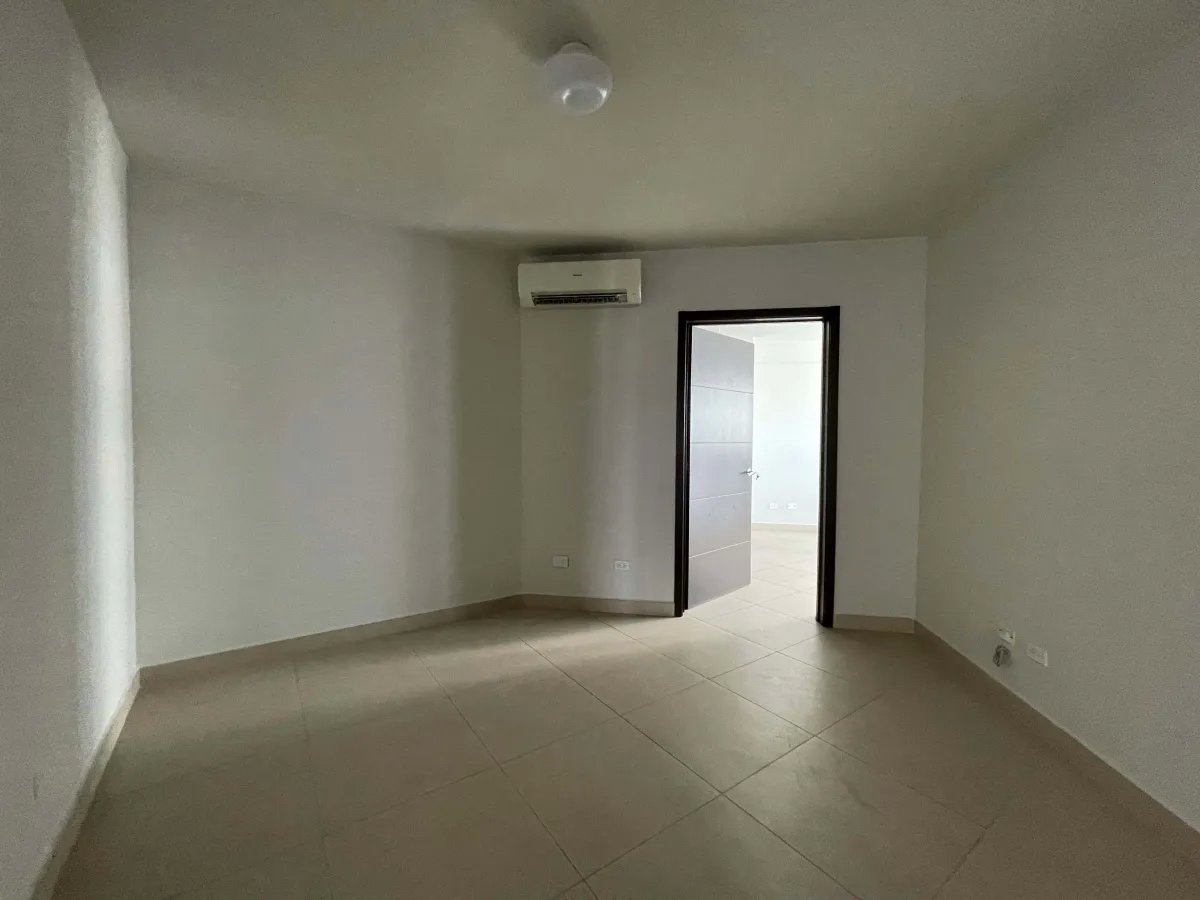 Espectacular Apartamento de 205m² en PH Costa del Este Country Club  Entrega en Agosto