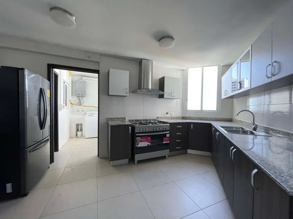 Espectacular Apartamento de 205m² en PH Costa del Este Country Club  Entrega en Agosto