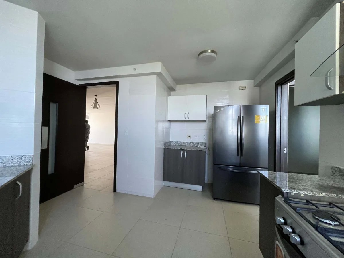 Espectacular Apartamento de 205m² en PH Costa del Este Country Club  Entrega en Agosto