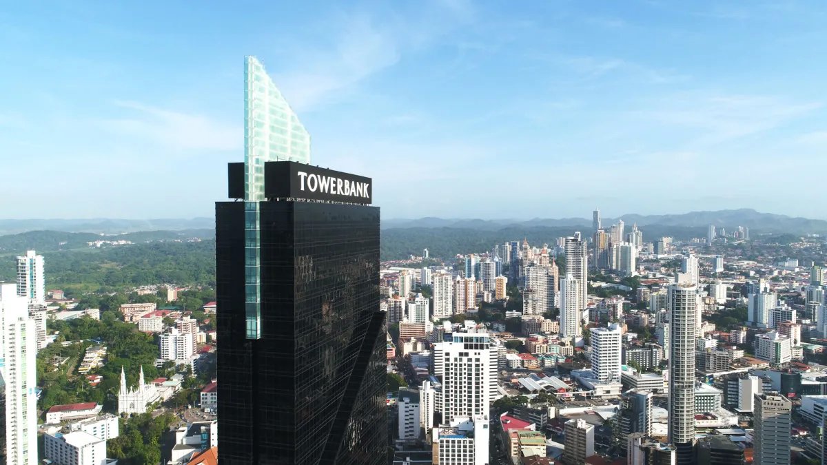 Oficina Amoblada de 149m² en Tower Financial Center, Calle 50  ¡Todo Incluido!