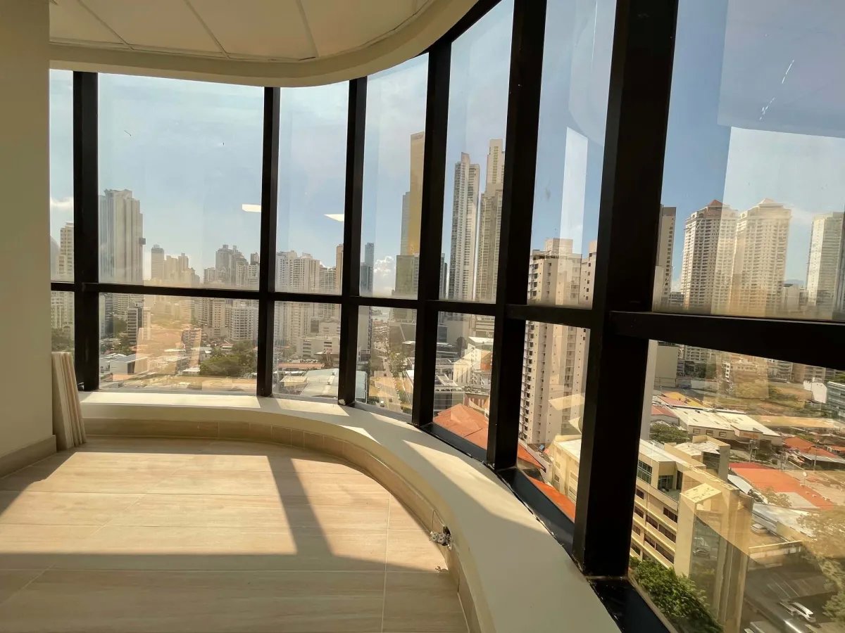 Oficina Amoblada de 175m² en Plaza Banco General, Calle 50  ¡Con Luz ...