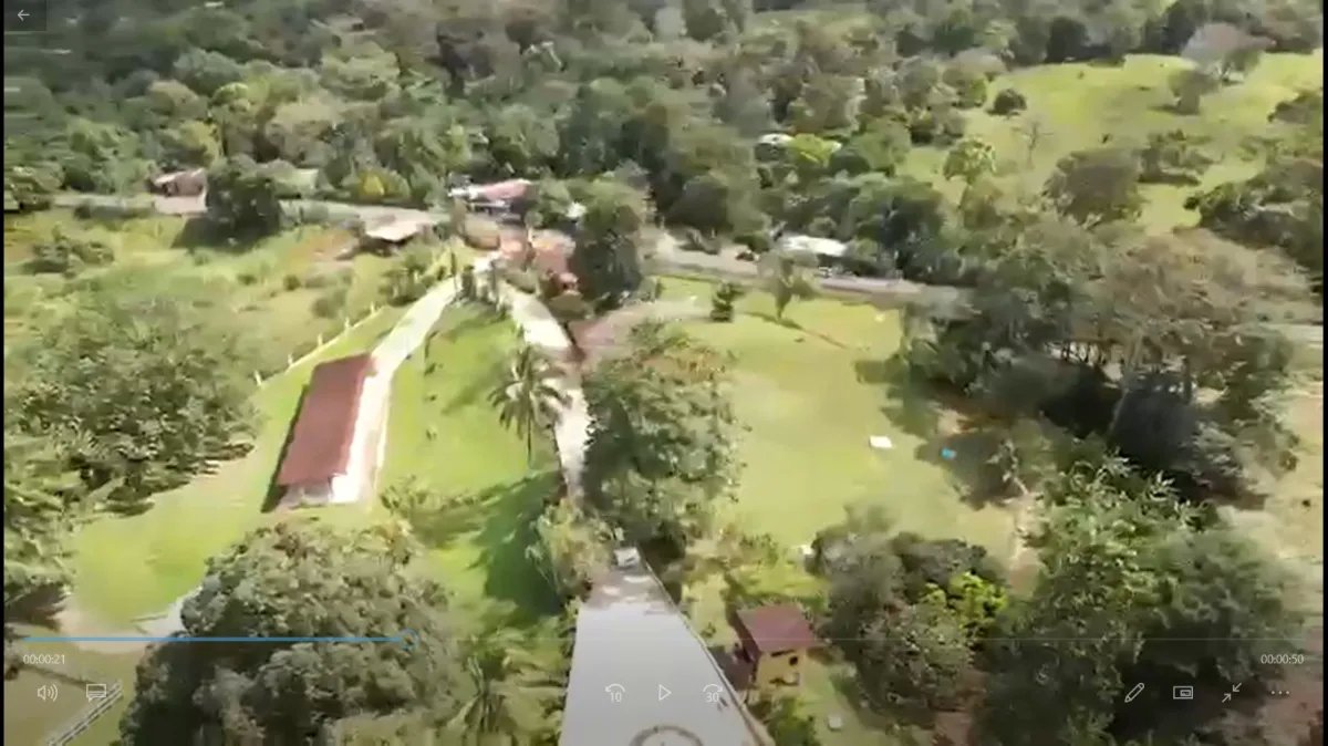 ¡Gran Oportunidad de Inversión! Vendo Finca de 50 Hectáreas en Buena V...