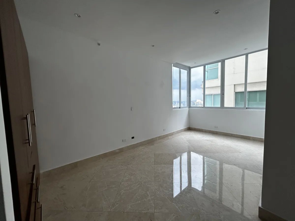 Majestuoso Apartamento de 500m² en PH The Point, Paitilla  Con Línea Blanca