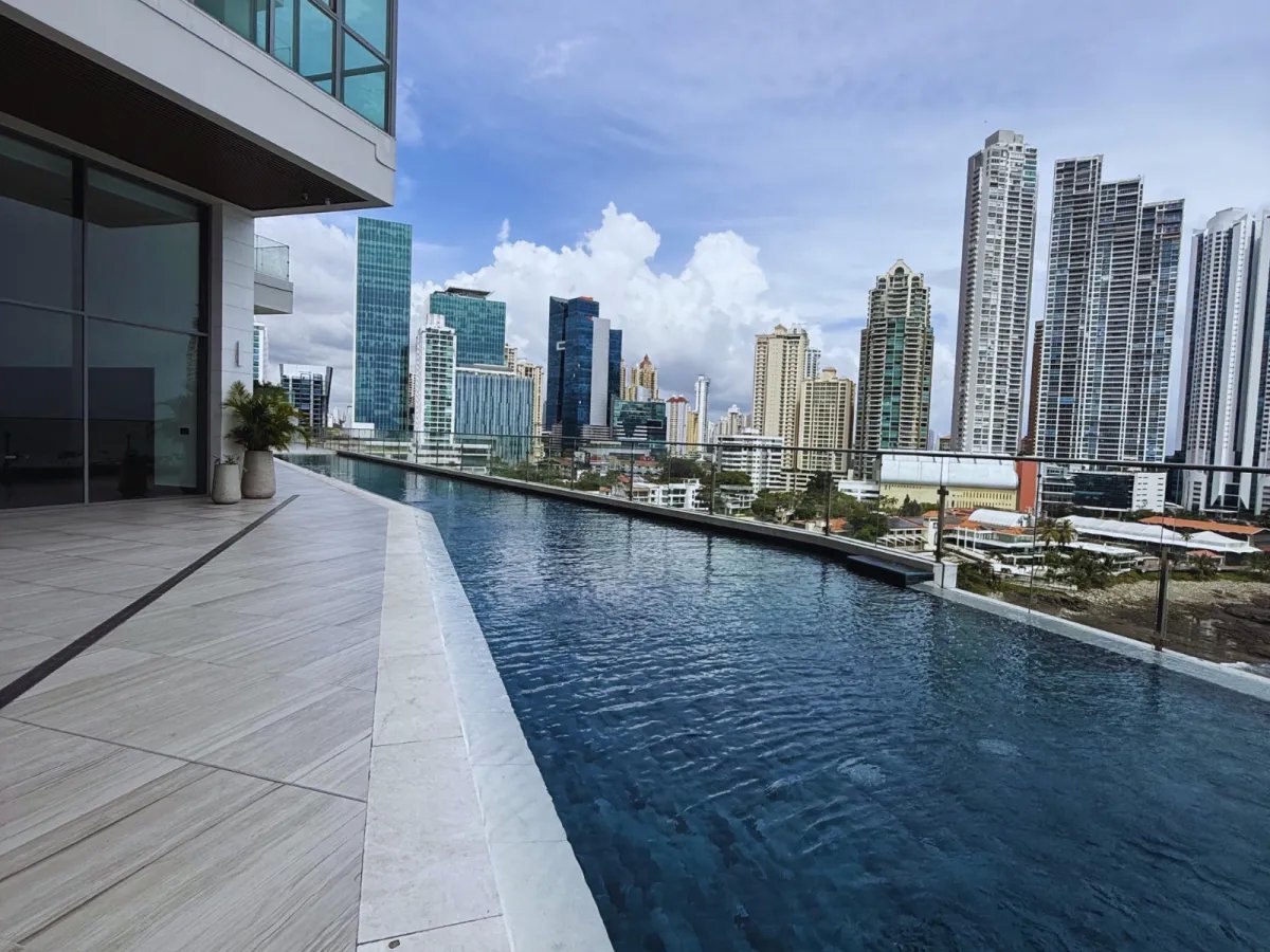 Espectacular Apartamento de 367m² en PH Sea Point, Punta Paitilla  Con Línea Blanca