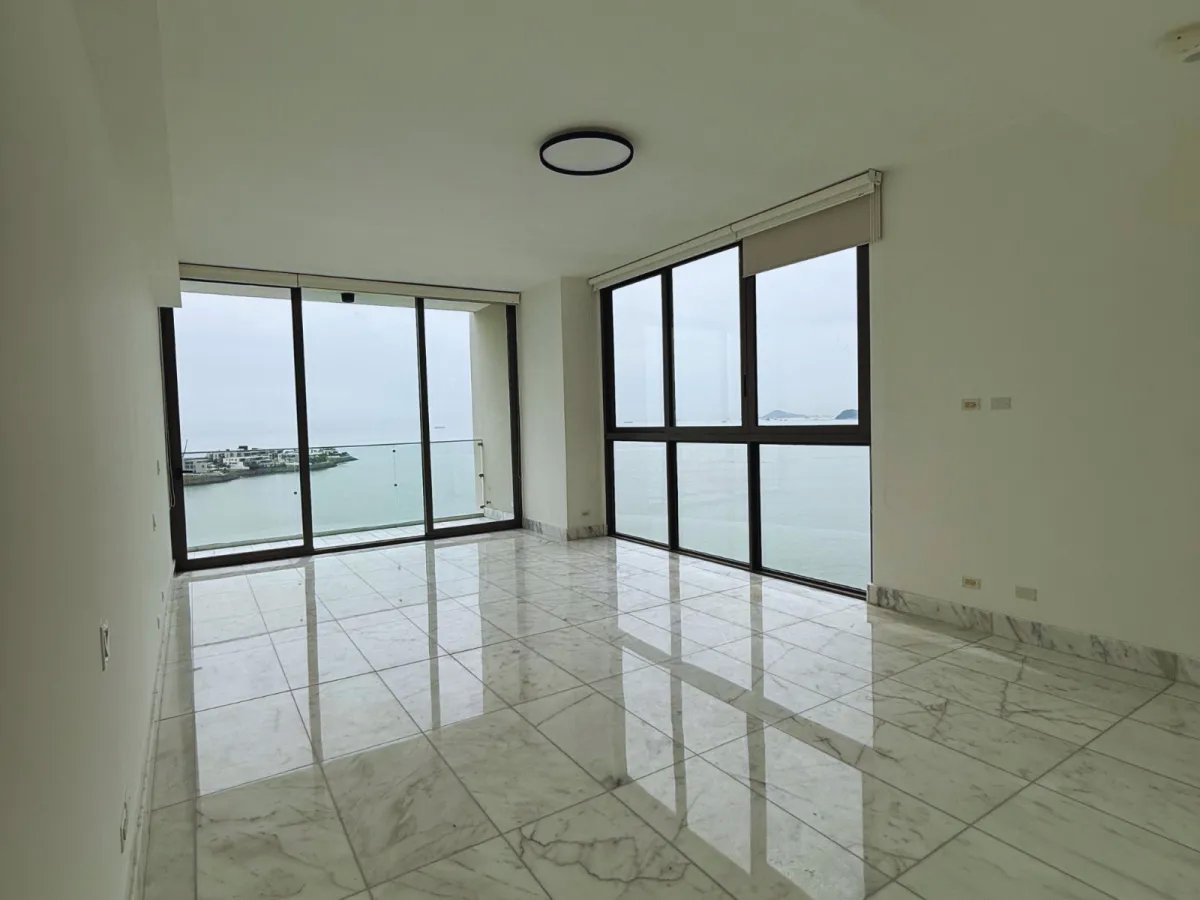 Espectacular Apartamento de 367m² en PH Sea Point, Punta Paitilla  Con Línea Blanca